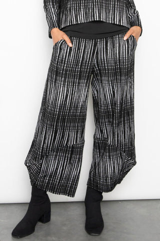 LIV Spring/Summer Sale, 347245 Pleated Lantern Pant 60% Off Regular Price