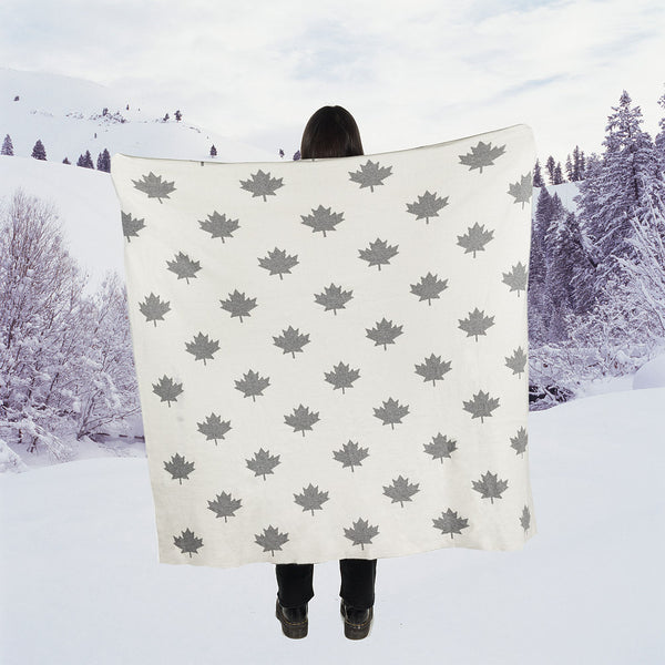 Housewares 91-Warmth-29 Grey Maple Leaf Blanket