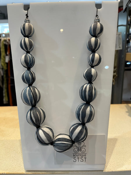 Tara Vao, Adjustable Ball Necklace